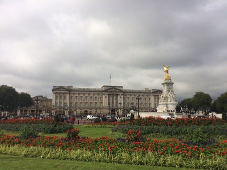 buckingham-palace-956789__340